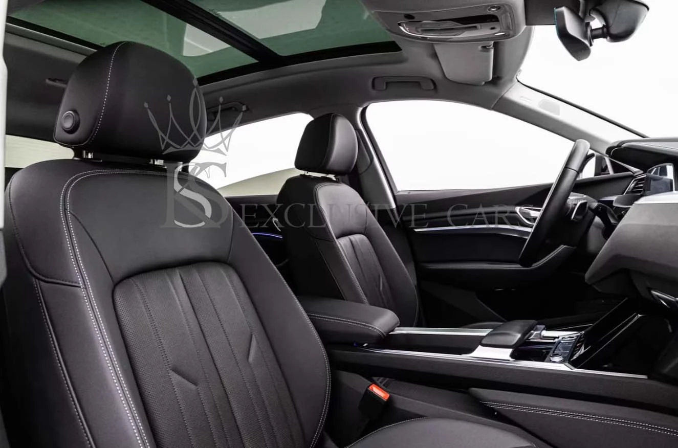 Audi E-Tron SPORTBACK 55* S-LINE* B&O* PANO* ОБДУХВАНЕ* , снимка 13 - Автомобили и джипове - 54312337