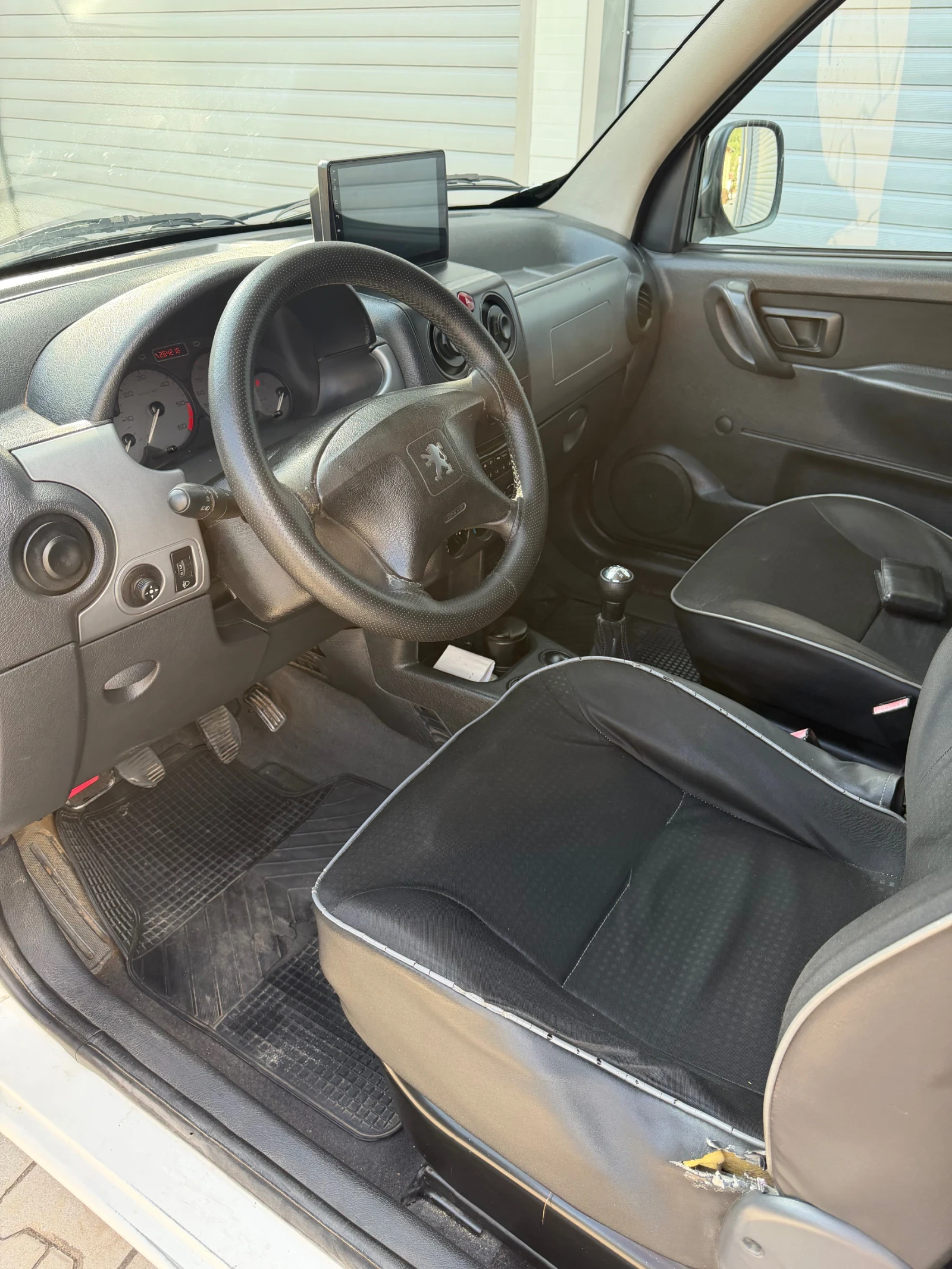 Peugeot Partner, снимка 7 - Автомобили и джипове - 54575370