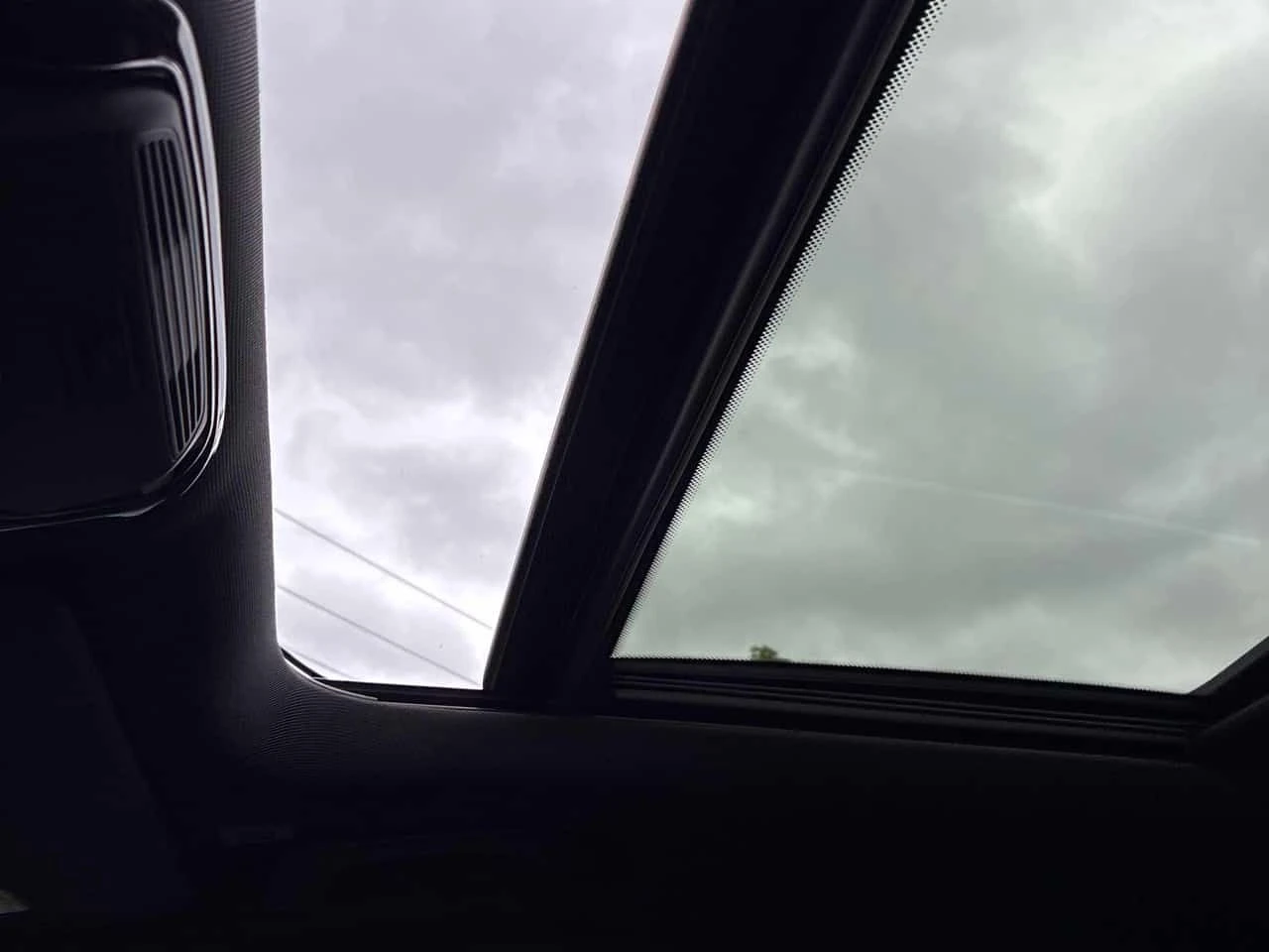 BMW 330 XDRIVE* ГЛАВНО ПРЕДСТАВИТЕЛСТВО НА VOLKSWAGEN* , снимка 12 - Автомобили и джипове - 54703210