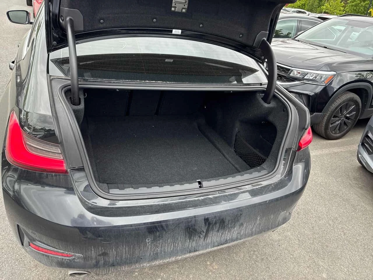 BMW 330 XDRIVE* ГЛАВНО ПРЕДСТАВИТЕЛСТВО НА VOLKSWAGEN* , снимка 14 - Автомобили и джипове - 54703210