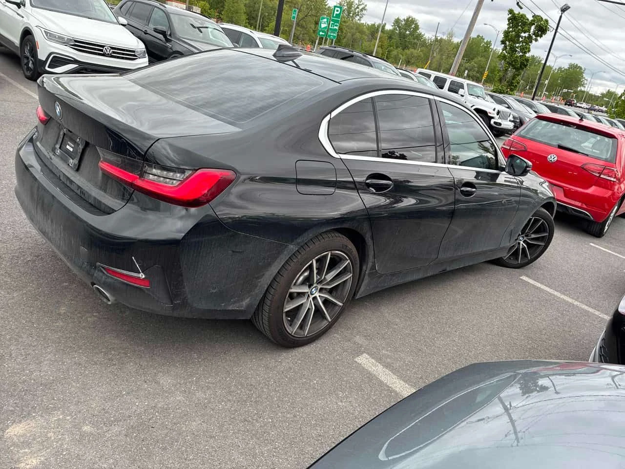BMW 330 XDRIVE* ГЛАВНО ПРЕДСТАВИТЕЛСТВО НА VOLKSWAGEN* , снимка 4 - Автомобили и джипове - 54703210