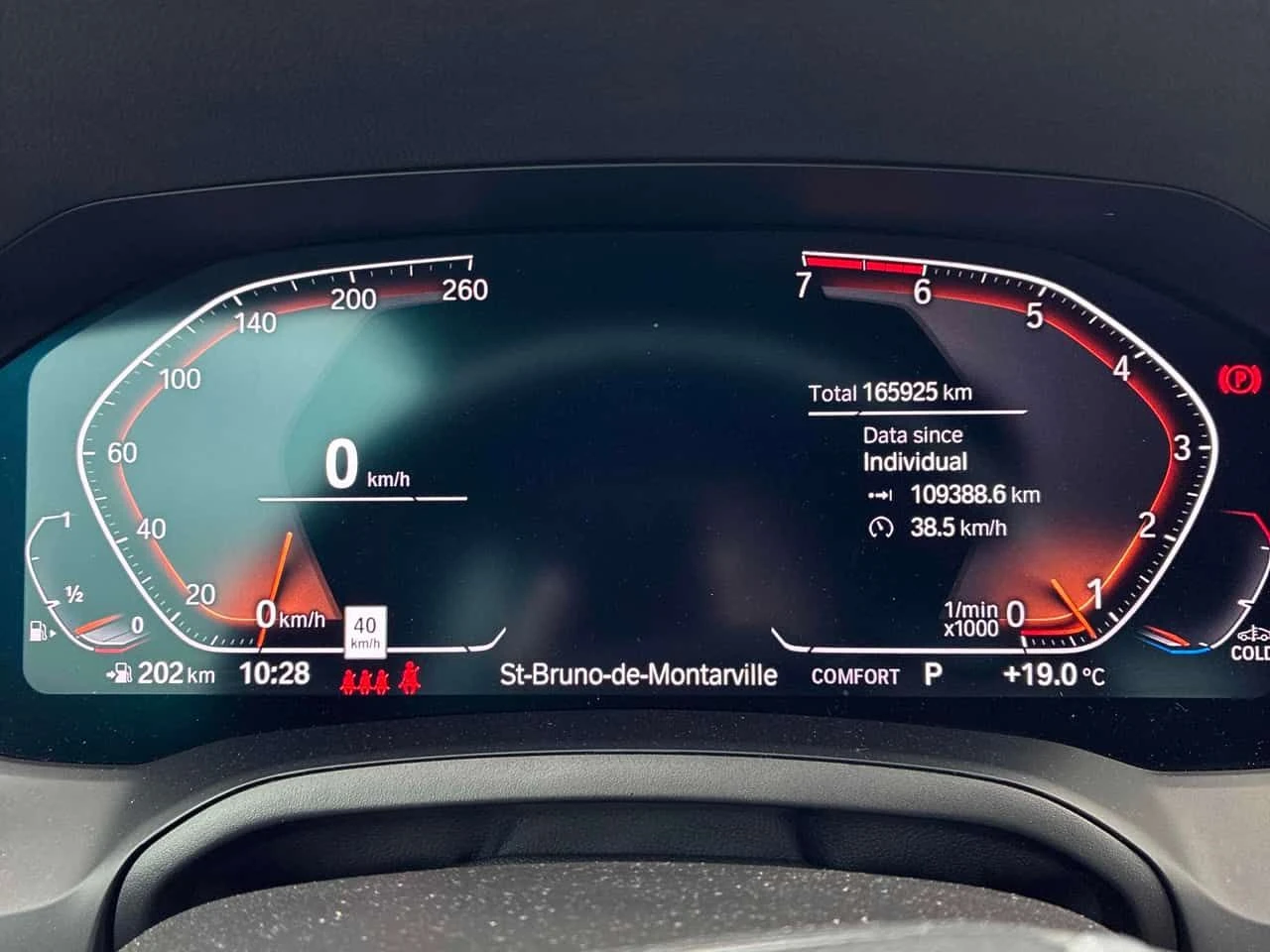 BMW 330 XDRIVE* ГЛАВНО ПРЕДСТАВИТЕЛСТВО НА VOLKSWAGEN* , снимка 8 - Автомобили и джипове - 54703210