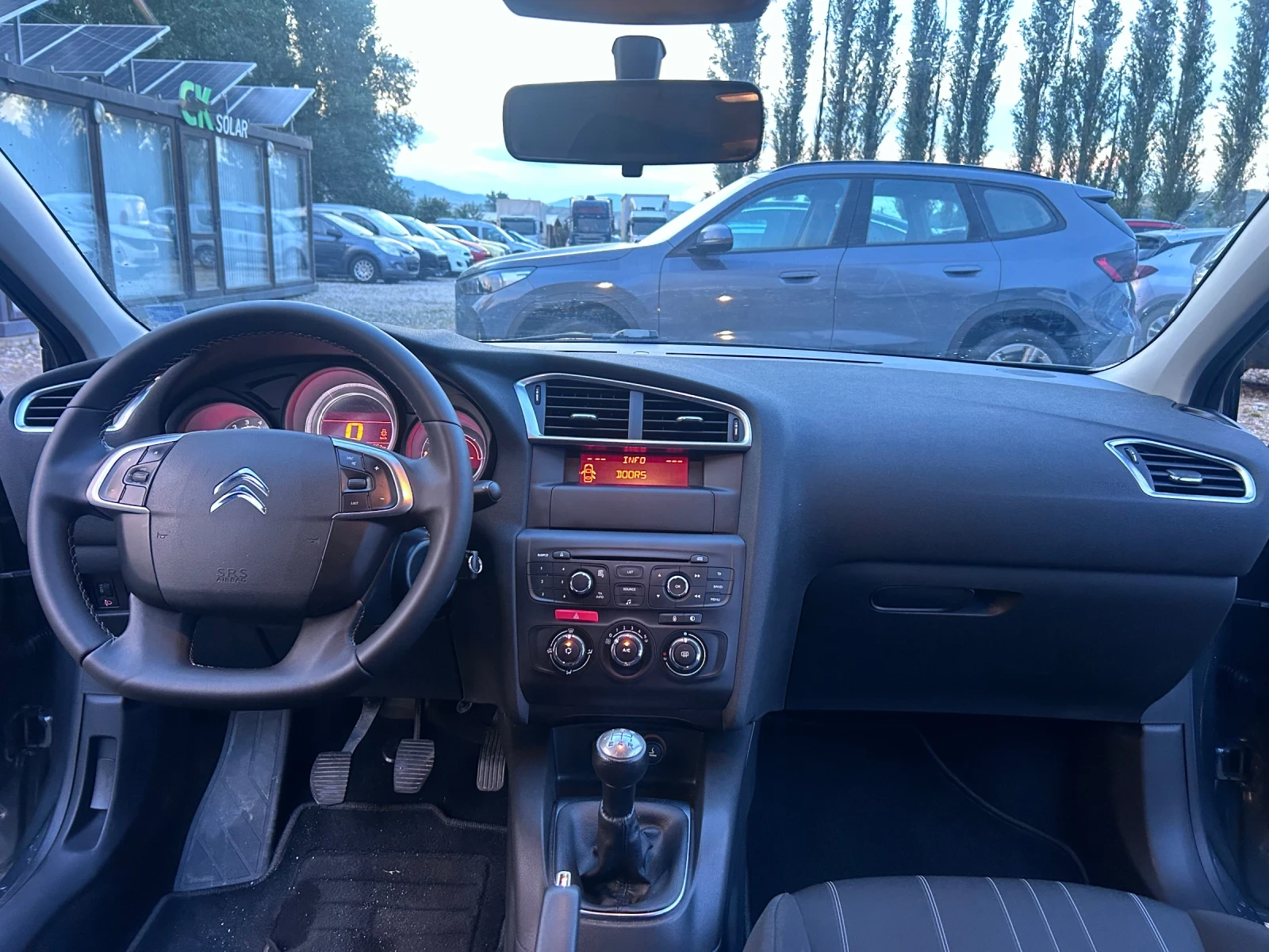 Citroen C4 1.6 HDI EURO 5 С РЕГИСТРИРАЦИЯ, снимка 10 - Автомобили и джипове - 54768315