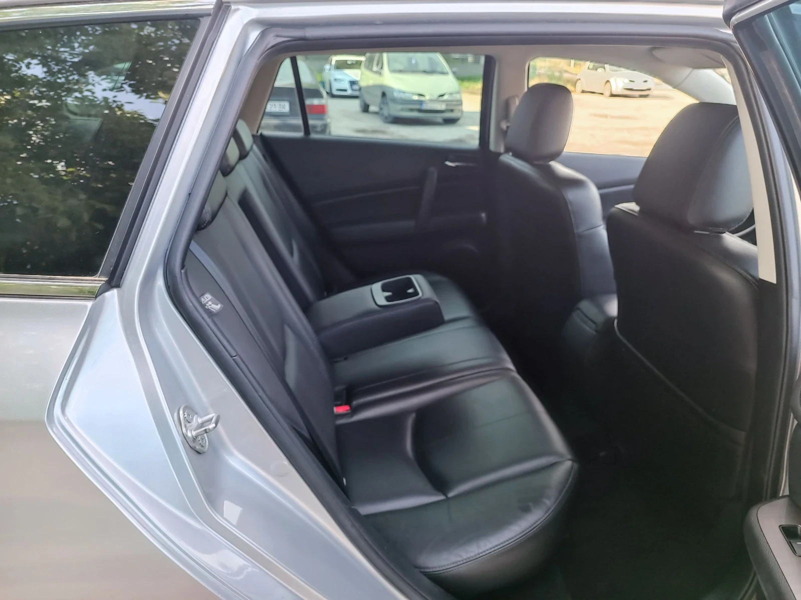 Mazda 6 2.5i-170кс-ШВЕЙЦАРИЯ-РЪЧКА-FACELIFT-KEYLESS, снимка 10 - Автомобили и джипове - 55052450