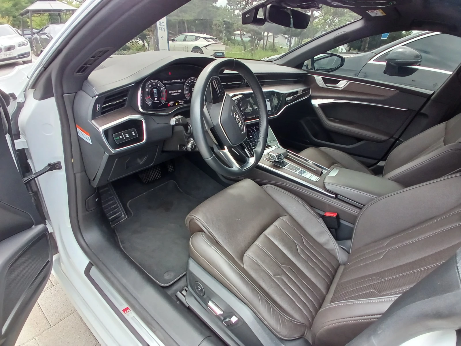 Audi A7 A7 55 TFSI Quattro Premium, снимка 12 - Автомобили и джипове - 55591630