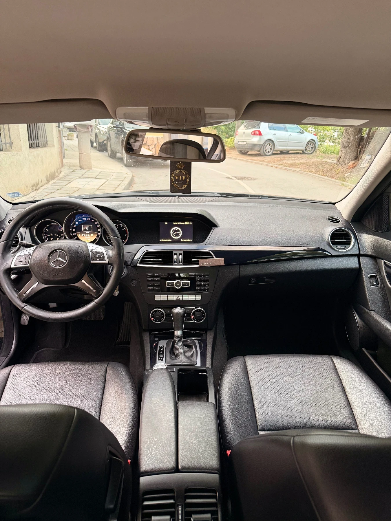 Mercedes-Benz C 220, снимка 10 - Автомобили и джипове - 55891266