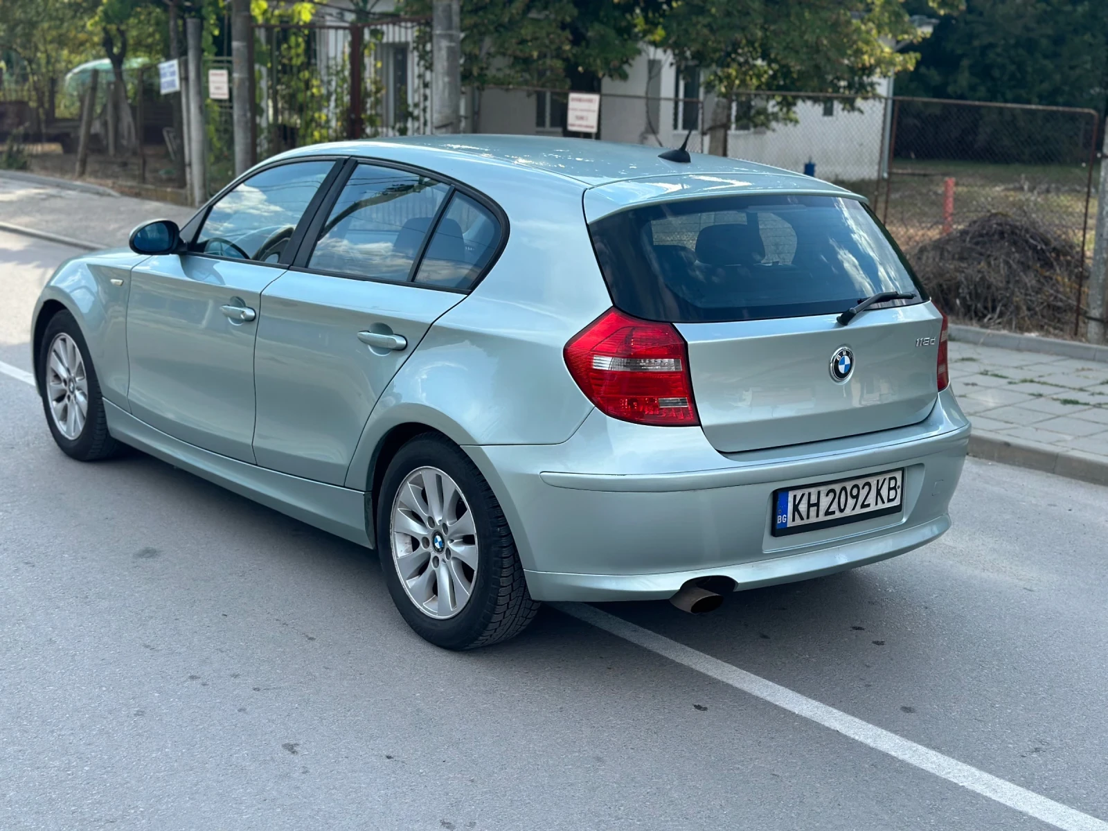 BMW 118 2.0d, снимка 4 - Автомобили и джипове - 55953425