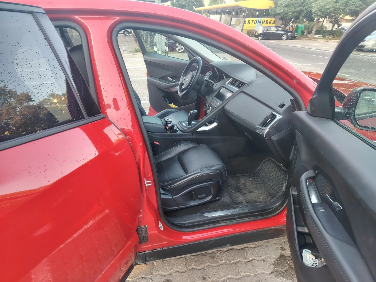 Jaguar E-pace, снимка 6 - Автомобили и джипове - 56211824