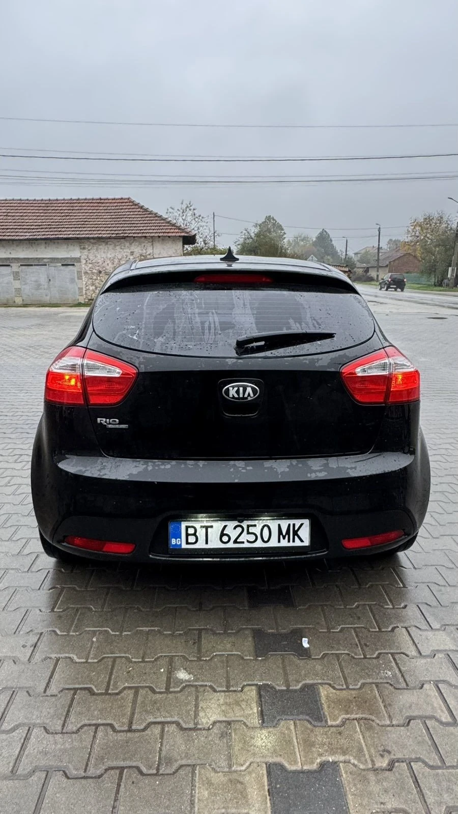 Kia Rio 1.3, снимка 4 - Автомобили и джипове - 56739797