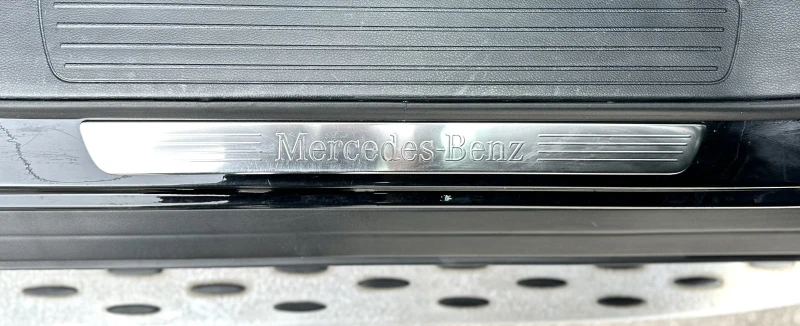 Mercedes-Benz GLE 350 COUPE 3.0D 258HP 4MATIC AMG LED INTELLIGENT, снимка 10 - Автомобили и джипове - 51849765