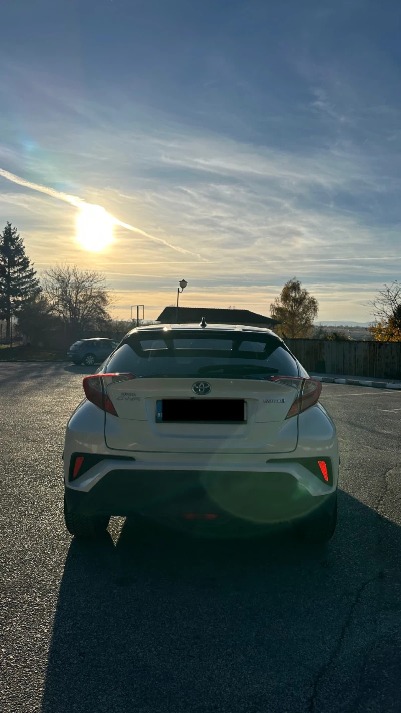 Toyota C-HR, снимка 5 - Автомобили и джипове - 52424423