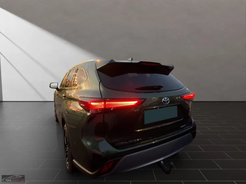 Toyota Highlander 2.5HEV/247HP/LUXURY/7S/PANO/360/NAVI/LED/945v, снимка 4 - Автомобили и джипове - 53469576