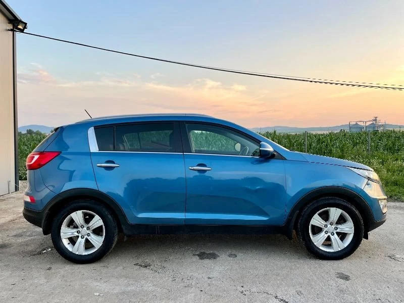 Kia Sportage 3 1.7 CRDI - изображение 8