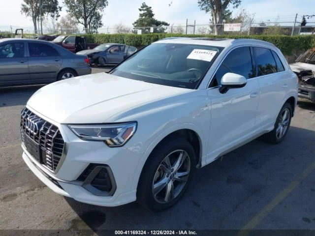 Audi Q3 * 2.0T * S LINE * PREMIUM * АВТО КРЕДИТ, снимка 4 - Автомобили и джипове - 49442619