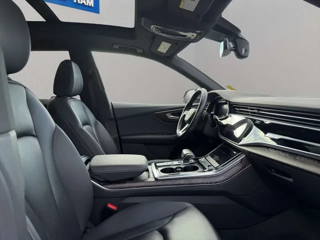 Audi Q8 PROGRESSIVE 55TFSI/PANORAMA/360CAM/FULL, снимка 11 - Автомобили и джипове - 55172861