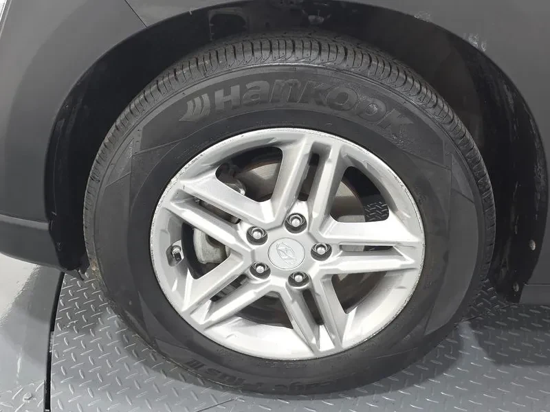 Hyundai Kona 1.6 2Wd Modern Choice, снимка 10 - Автомобили и джипове - 55278053