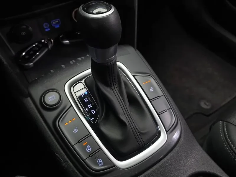Hyundai Kona 1.6 2Wd Modern Choice, снимка 17 - Автомобили и джипове - 55278053