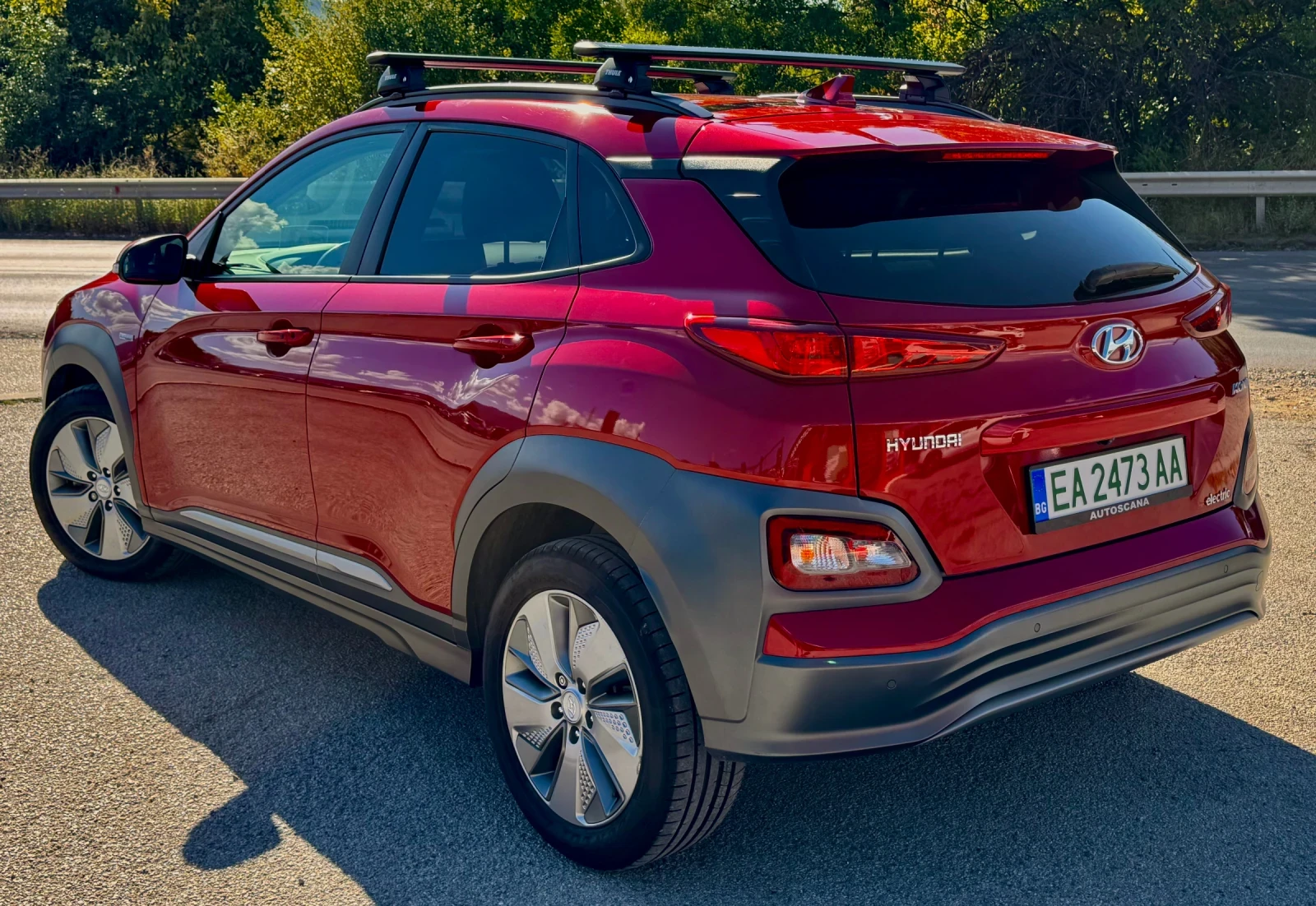Hyundai Kona КАПАРИРАН!PREMIUM+ DISTRONIC+ HEAD UP+ 64KWh-204kc - изображение 5