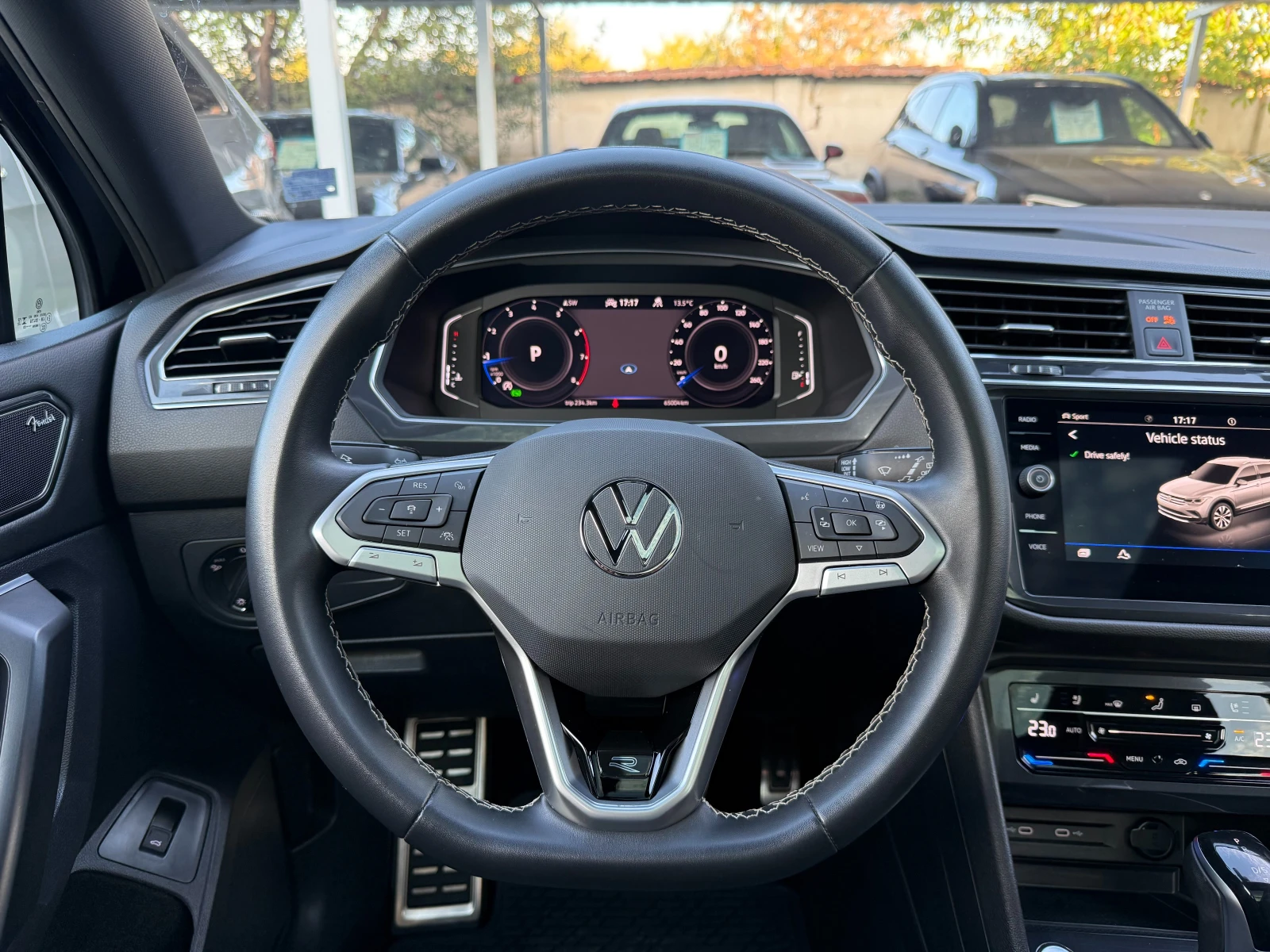 VW Tiguan R-LINE, 4MOTION | Mobile.bg   11