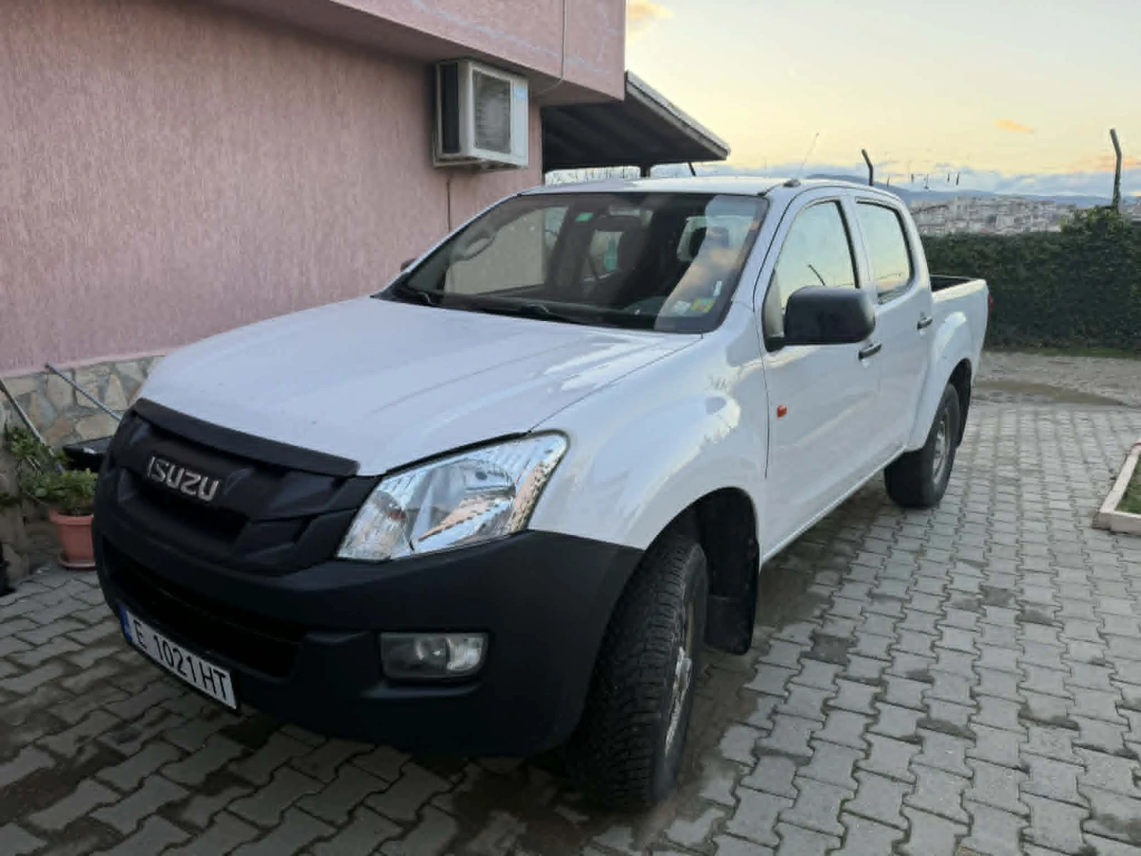 Isuzu D-max 2.5tdi, снимка 6 - Автомобили и джипове - 53963405