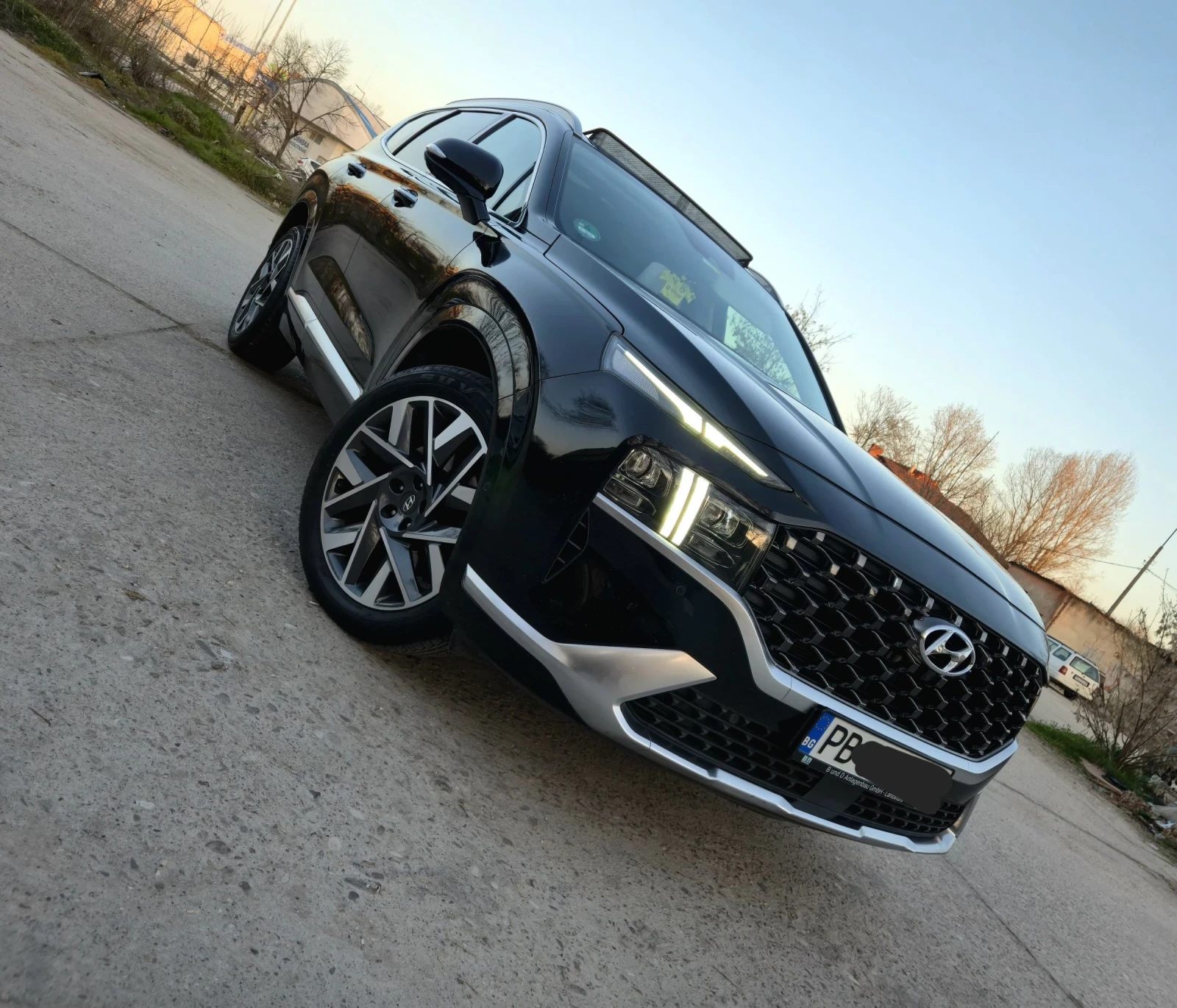Hyundai Santa fe FULL 2.2CRDI 4x4 201кс.SIGNATURE 4WD, снимка 3 - Автомобили и джипове - 54715960