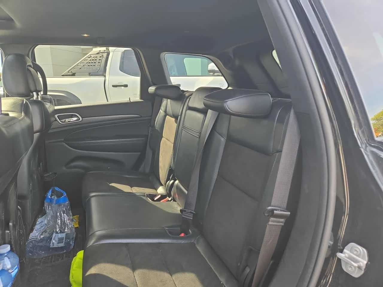 Jeep Grand cherokee * Altitude * ЛИЦЕНЗИРАН ДИЛЪР * АВТОКРЕДИТ, снимка 11 - Автомобили и джипове - 54756293