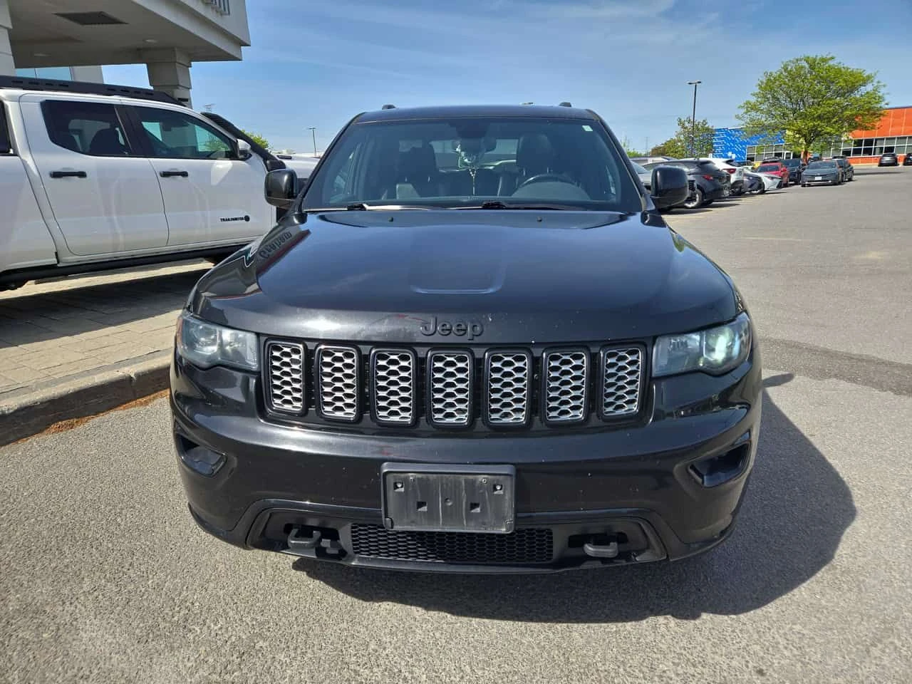 Jeep Grand cherokee * Altitude * ЛИЦЕНЗИРАН ДИЛЪР * АВТОКРЕДИТ, снимка 6 - Автомобили и джипове - 54756293
