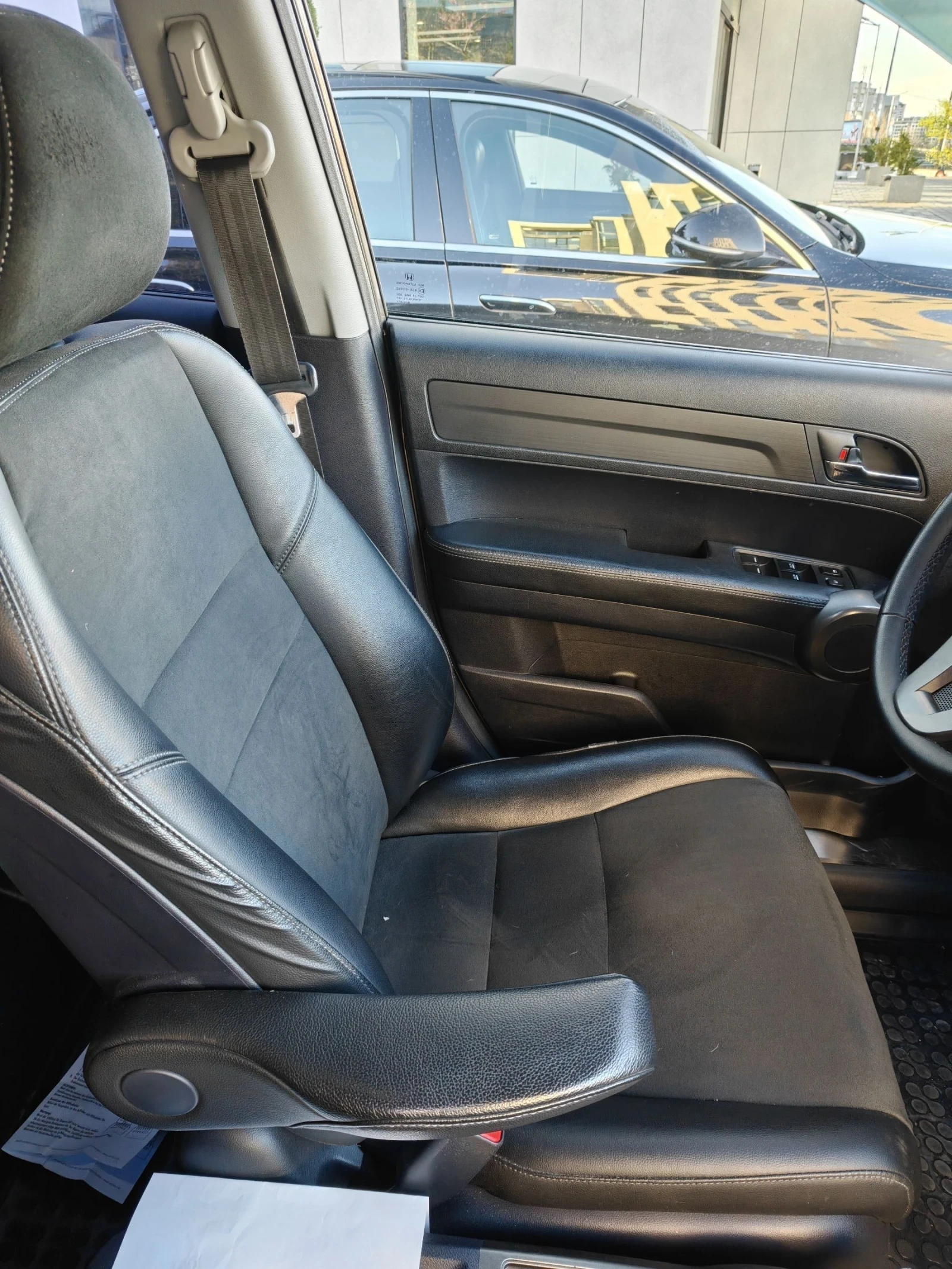 Honda Cr-v, снимка 8 - Автомобили и джипове - 54876646