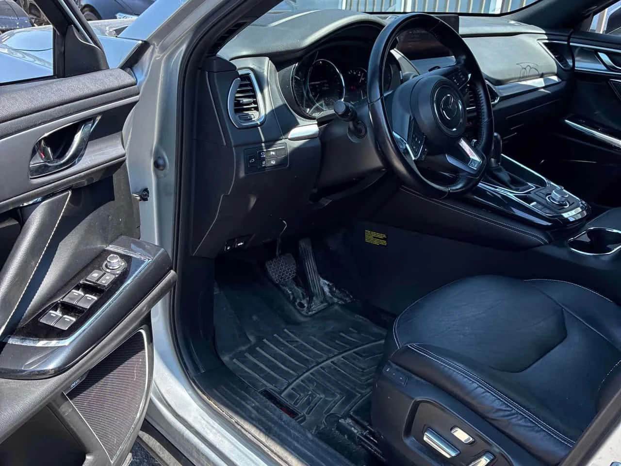 Mazda CX-9 | АВТОКРЕДИТ БЕЗ ПЪРВОНАЧАЛНА ВНОСКА | , снимка 5 - Автомобили и джипове - 55268778