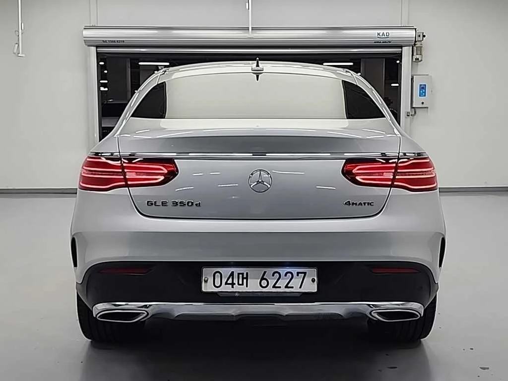 Mercedes-Benz GLE 350 d 4Matic * ПОДГРЕВИ * 360 * ПАНО * HK, снимка 4 - Автомобили и джипове - 55322623
