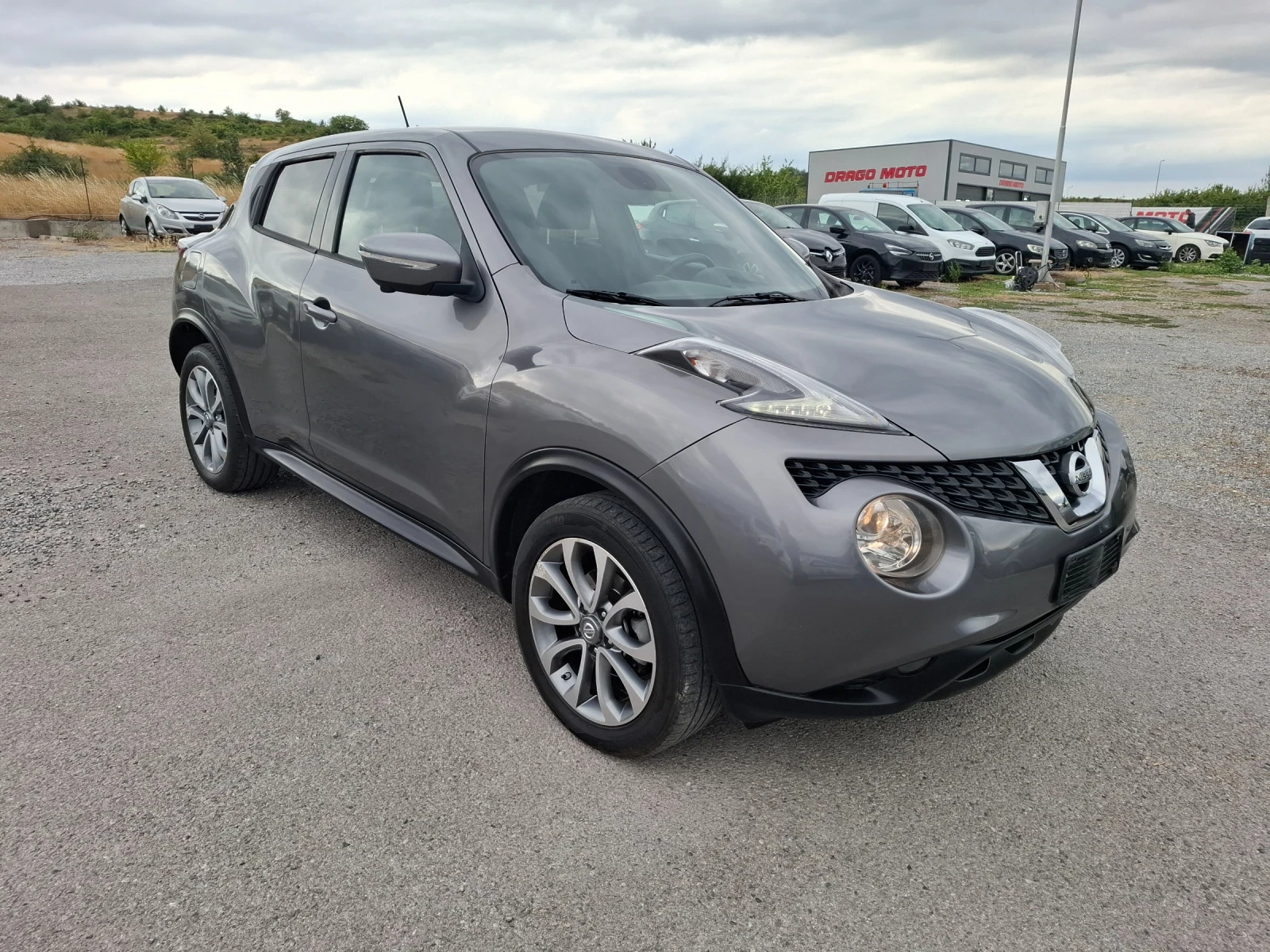 Nissan Juke 1, 2 бензин-Навигация, камера 360, Keyless, снимка 2 - Автомобили и джипове - 55411911