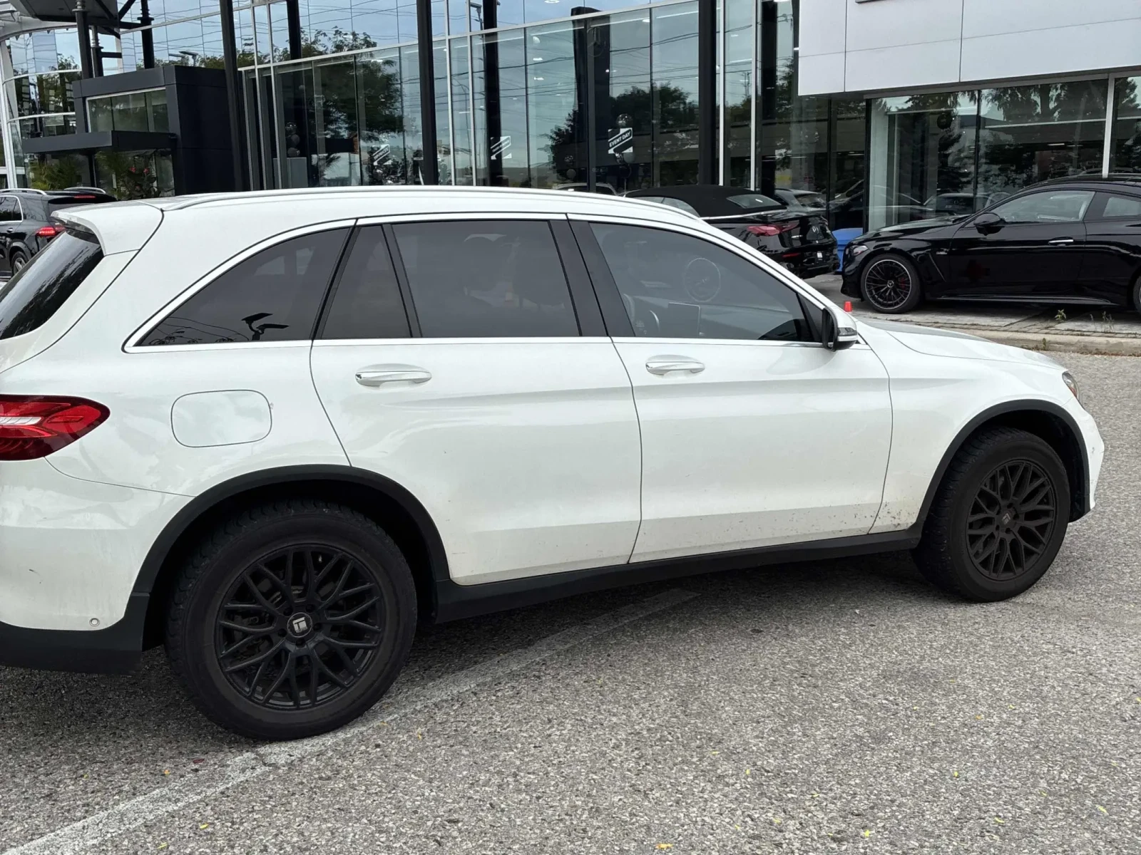 Mercedes-Benz GLC 300 | 4MATIC | AMG PKG | ���� �� �������� & ���������� | Mobile.bg � ����������� 4