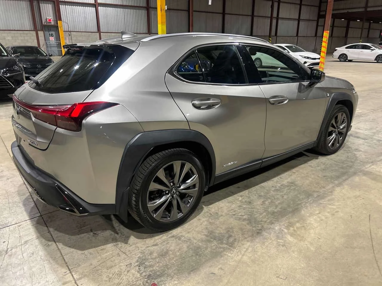 Lexus UX * CARFAX * ��� ��������� * ����������� *  | Mobile.bg � ����������� 4