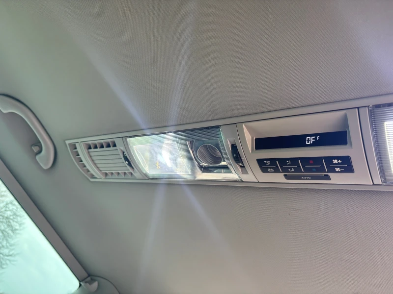 VW Caravelle 2.0, снимка 10 - Бусове и автобуси - 51783885