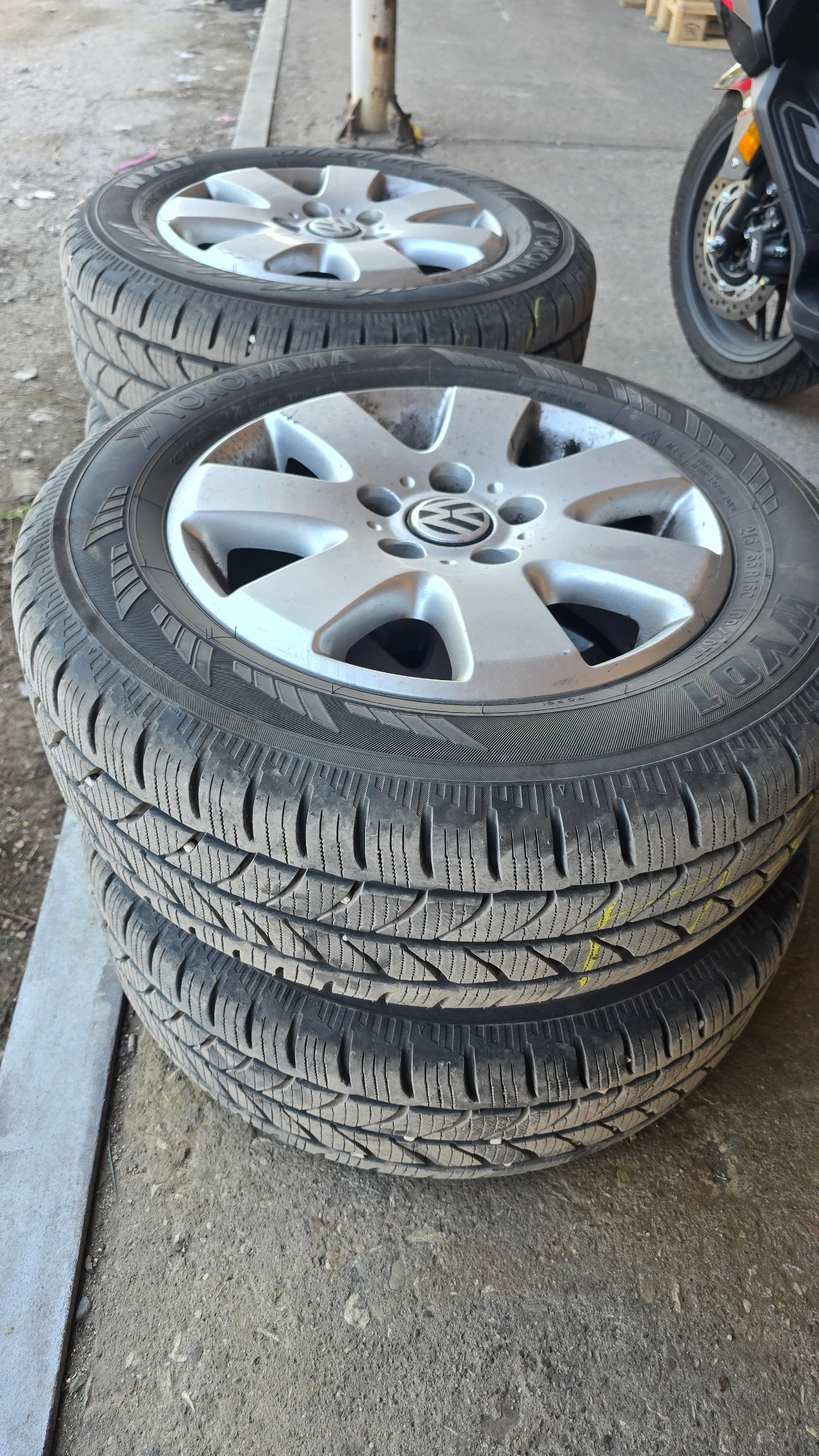 VW Transporter 1.9 TDI, снимка 17 - Бусове и автобуси - 54891481