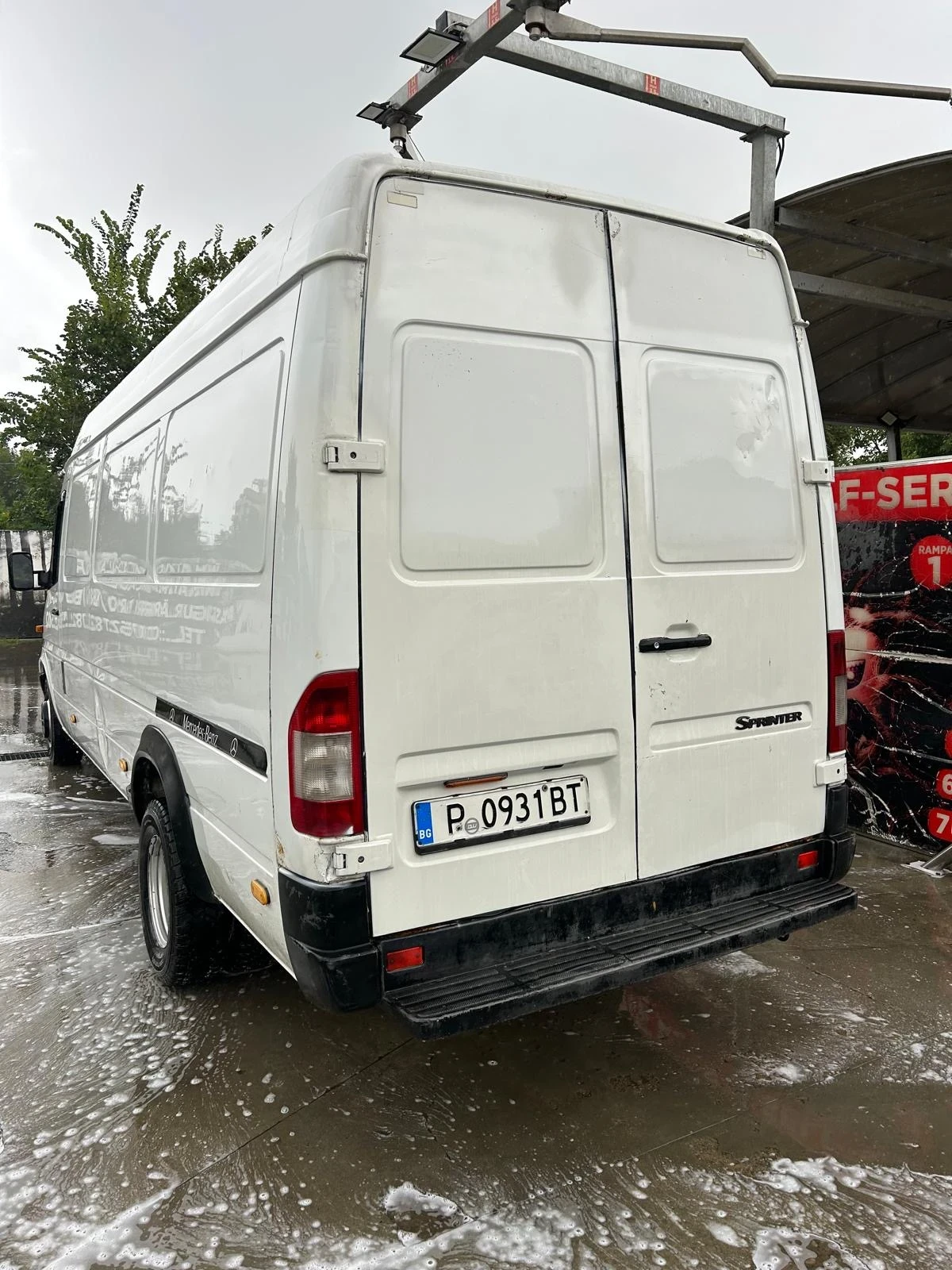 Mercedes-Benz Sprinter 416