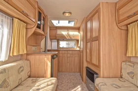 Каравана Sprite Super 390, снимка 9