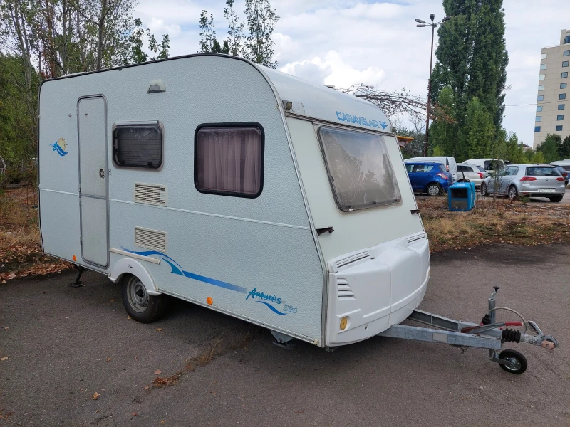 Каравана Caravelair Antares 390, снимка 2 - Каравани и кемпери - 47055626