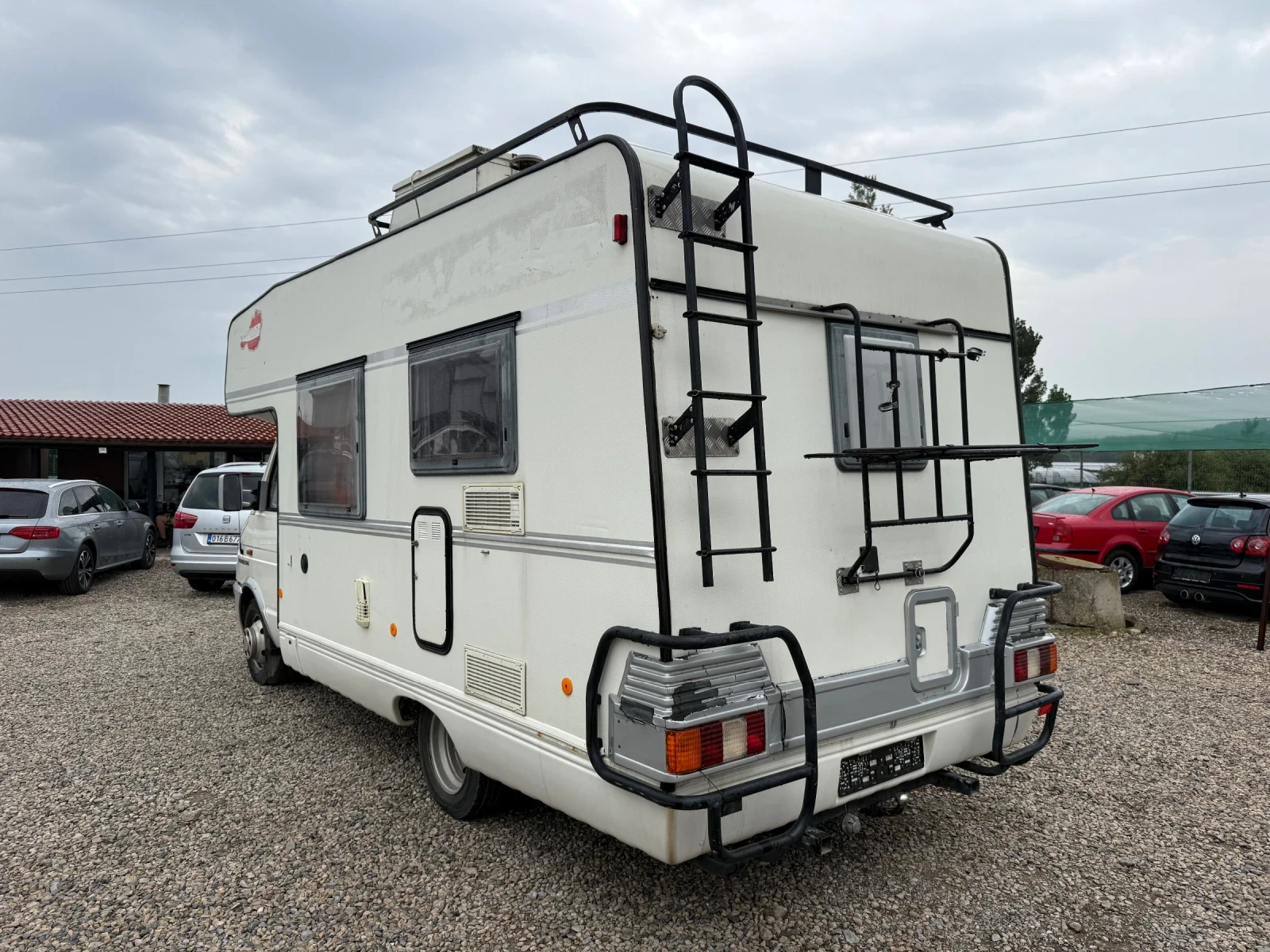 Кемпер Burstner Iveco 2.5TD-92PS - изображение 5