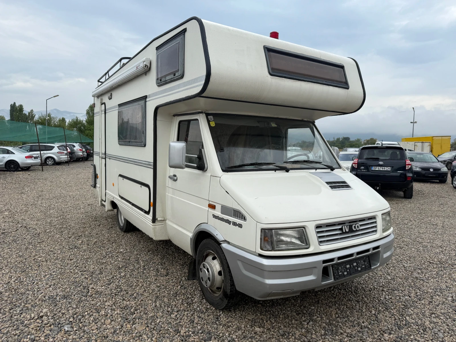 Кемпер Burstner Iveco 2.5TD-92PS - изображение 3
