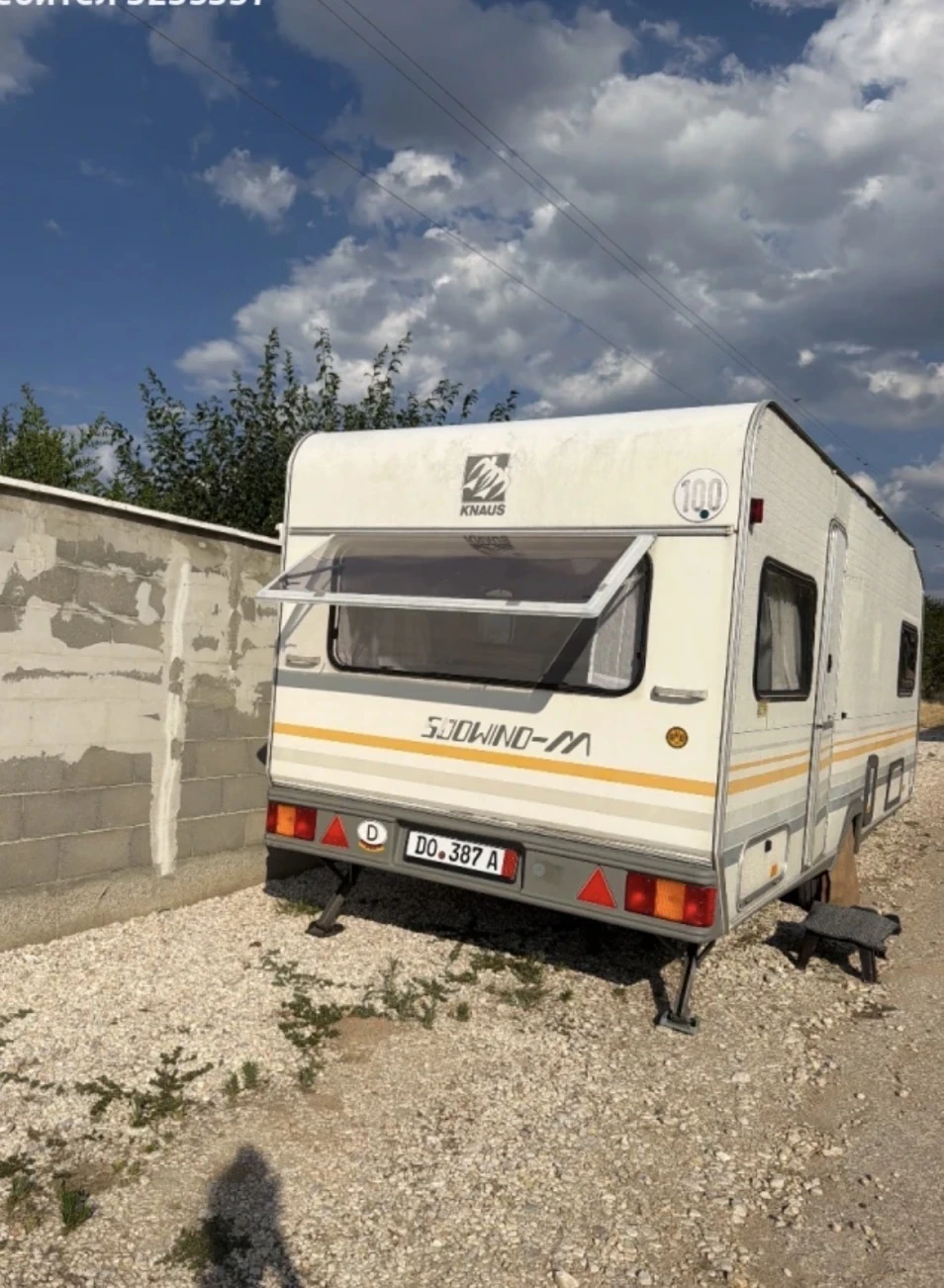 Каравана Knaus S?dwind 530, снимка 2 - Каравани и кемпери - 55368218