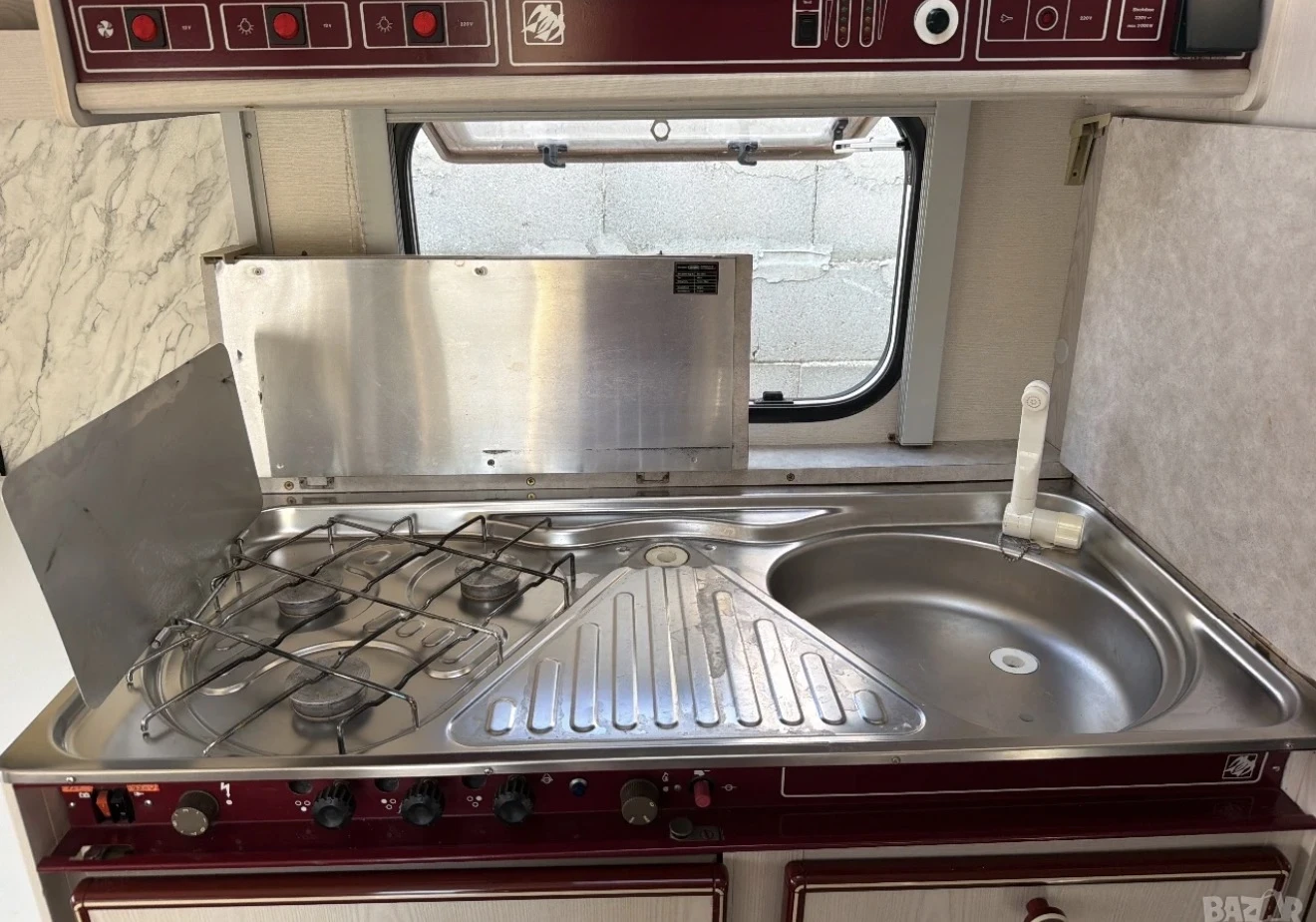 Каравана Knaus S?dwind 530, снимка 4 - Каравани и кемпери - 55368218