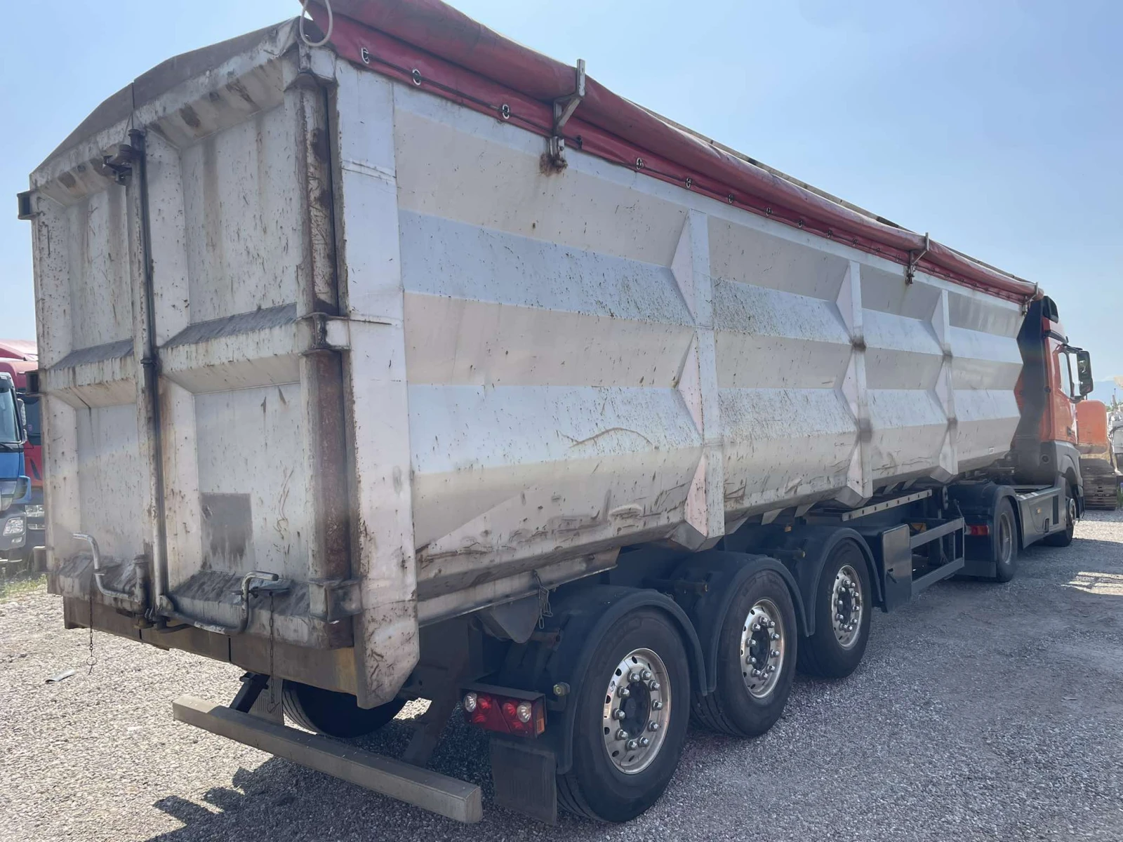  LÜCK   60  | Mobile.bg   10