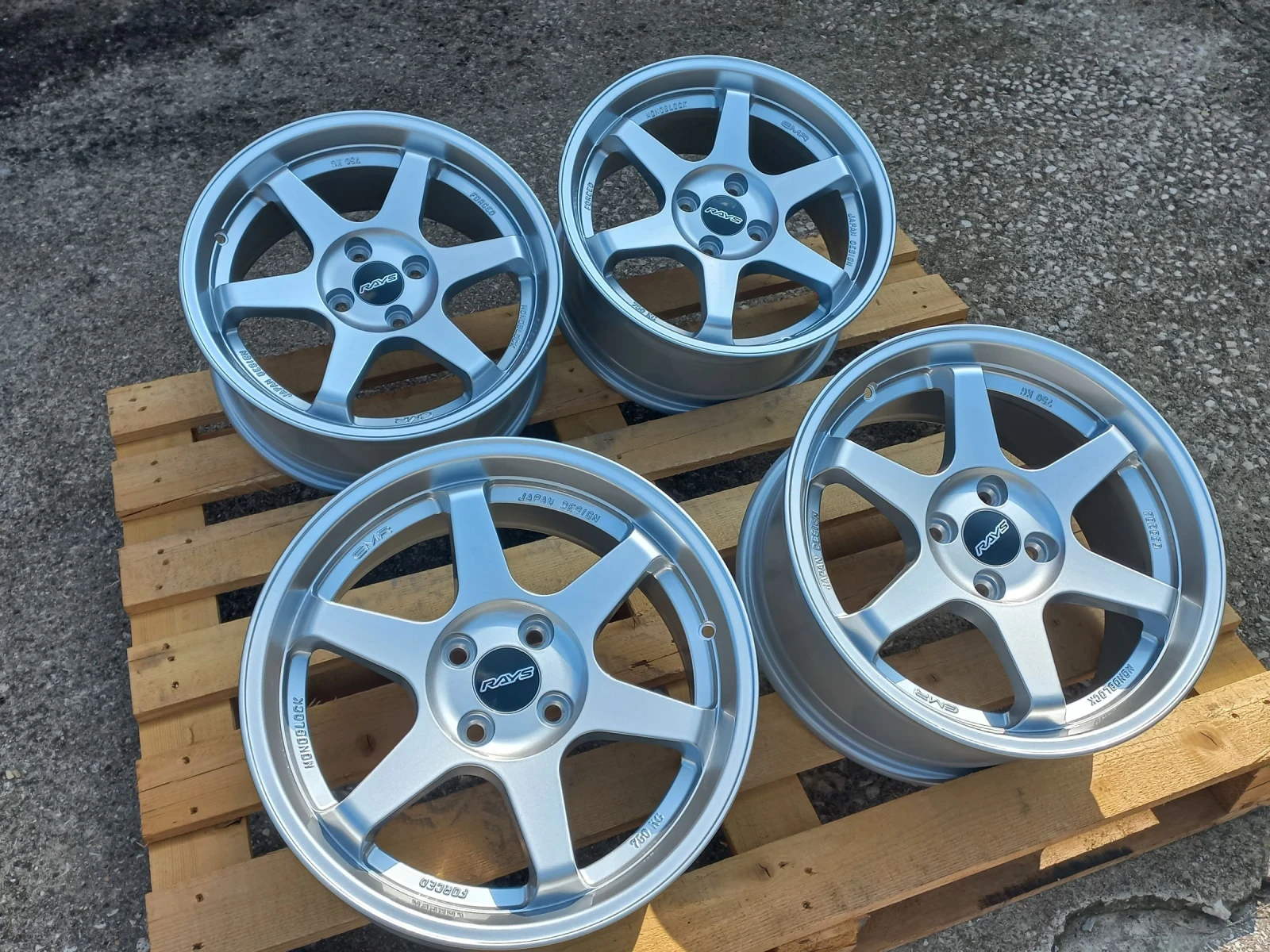 Джанти за VW, снимка 4 - Гуми и джанти - 52437812