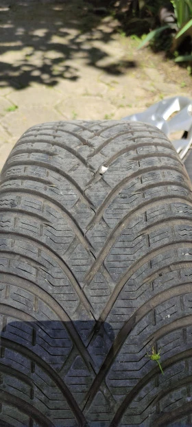 Гуми с джанти Kleber 205/55R16, снимка 1 - Гуми и джанти - 47489153