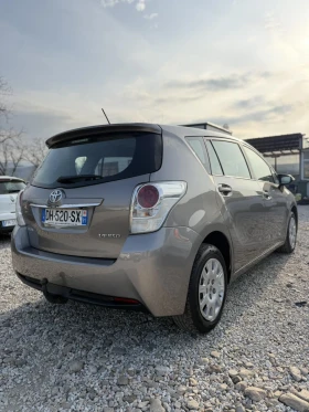 Toyota Verso 1.6 i, снимка 5