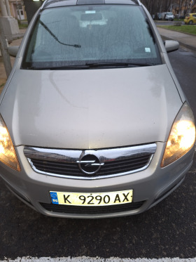 Opel Zafira, снимка 1 - Автомобили и джипове - 44959553