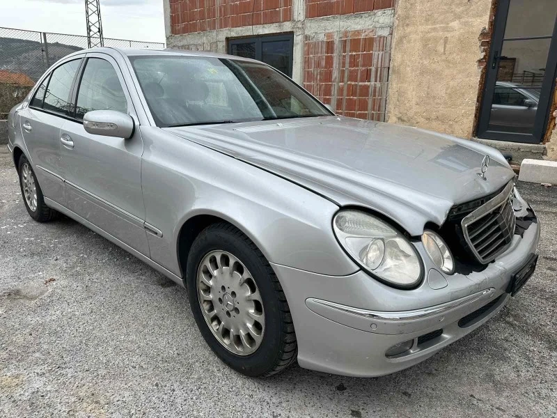 Mercedes-Benz E 350 I#272KC#4-MATIC#HA ЧАСТИ!, снимка 5 - Автомобили и джипове - 44958306