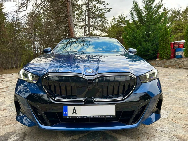 BMW 520 M PRO/Iconic Glow/Individual, снимка 2 - Автомобили и джипове - 47464921