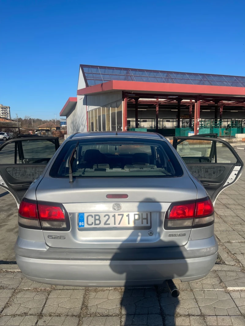 Mazda 626, снимка 3 - Автомобили и джипове - 48726808